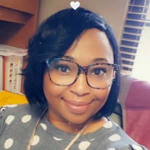 Meet your Posher, Lashondra